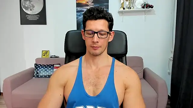 BrutusK08 live sex cam