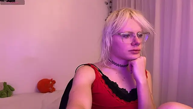 MollyChloe live sex cam