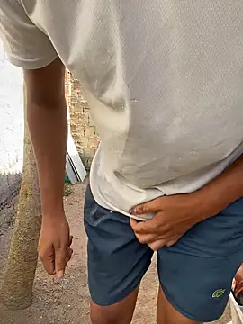 boysquirt live sex cam