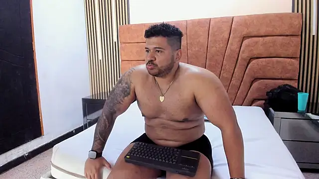michael_hill1 live sex cam