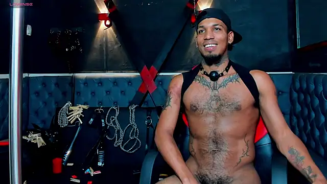 DIEGO_WICKED live sex cam