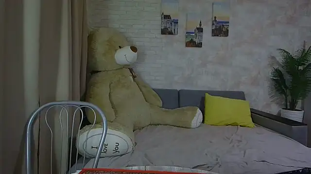 Anika_bloom live sex cam