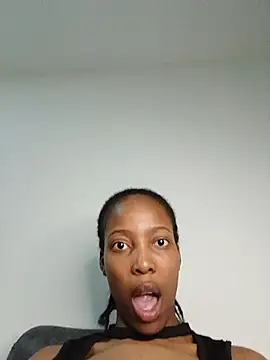 MsParisSmith live sex cam