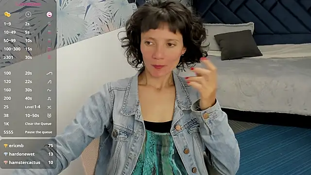 Valery_More__ live sex cam