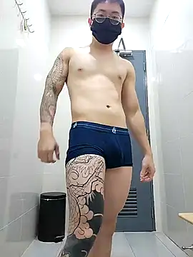 Valerious180 live sex cam