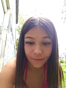 Alyshanon18 live sex cam