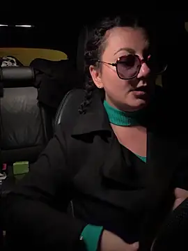 LoveSperm75 live sex cam