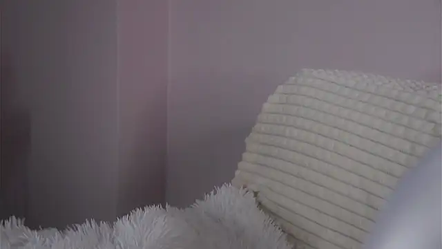 SunnivaCovil live sex cam