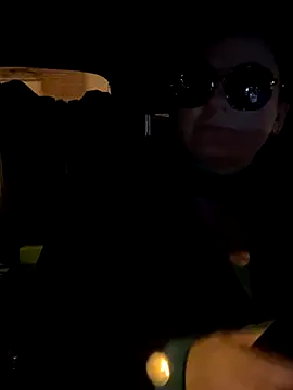 LoveSperm75 live sex cam