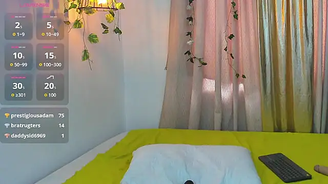 Catalina_Fern live sex cam