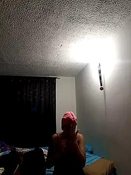 Bonny_Klote live sex cam