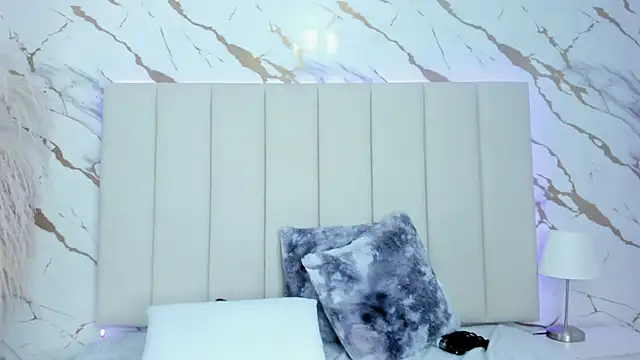 _Emma_whiitee_ live sex cam