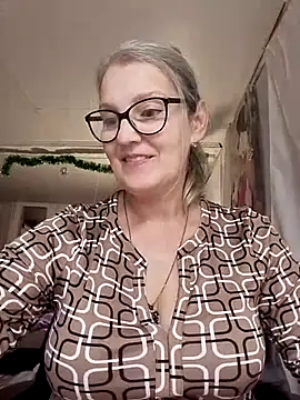 irinamaux live sex cam