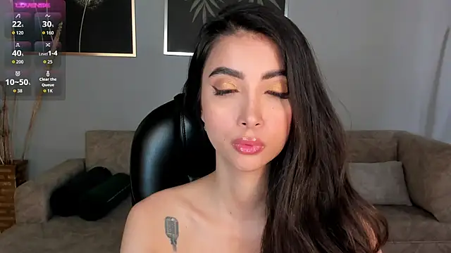 ValeriaVelvet live sex cam