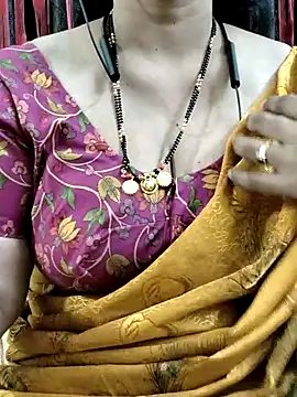 bhuvana_555 live sex cam