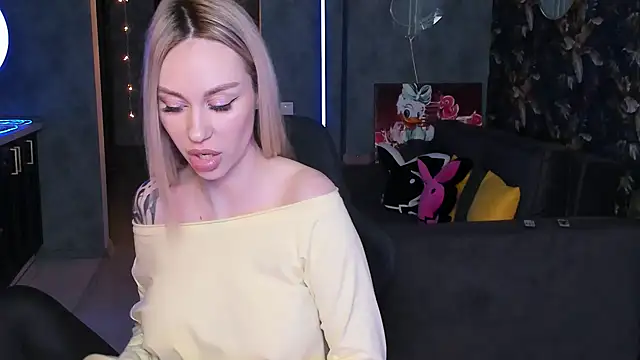 Blckmirrorr live sex cam