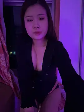 xoxo7799 live sex cam