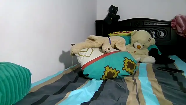 CELESSTESeductora live sex cam