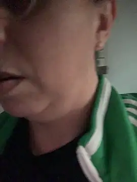 LupitaHaze live sex cam