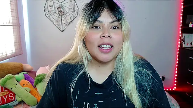 EllieMoonX live sex cam