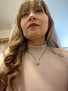 tata_sanz_ live sex cam