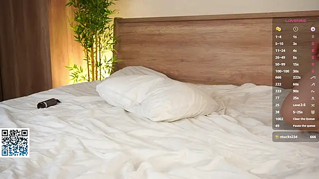 LolySun live sex cam