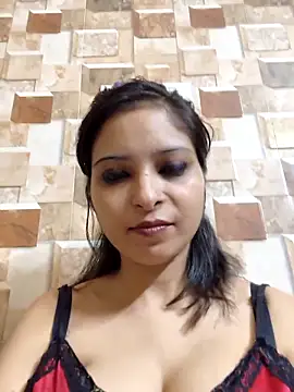 QUEEN-ADITI live sex cam