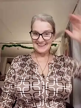 irinamaux live sex cam