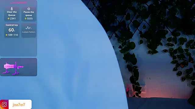 Levii_Ackermann live sex cam