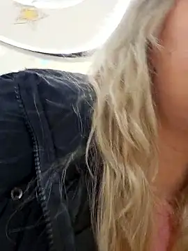 SinfulLovers33 live sex cam