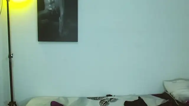 Kenisha_Sweet live sex cam