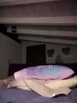 divinaerotica live sex cam