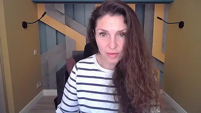 EllaLong live sex cam