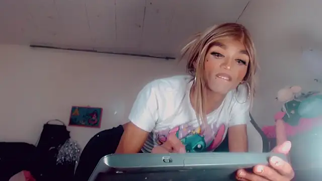 Oriana_braom live sex cam