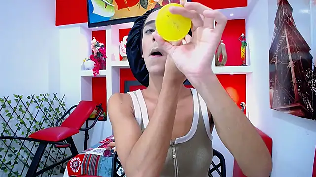 KatrinaQueen1 live sex cam