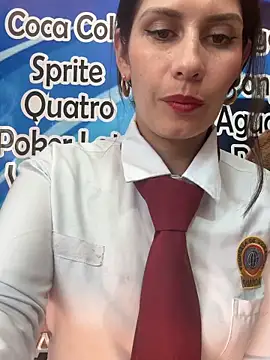 Alysson-- live sex cam