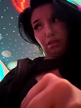 Tisha_Busty live sex cam