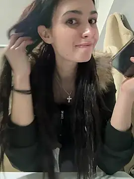 lunalovelee live sex cam