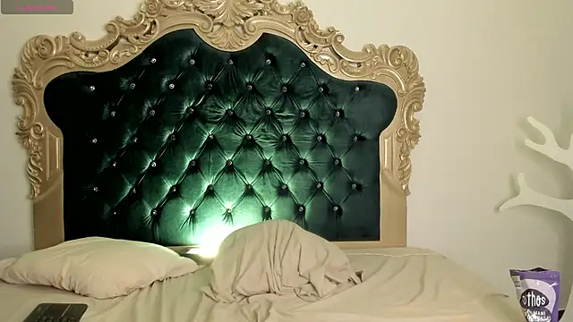 Ari_sunshine_ live sex cam