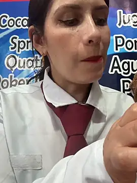 Alysson-- live sex cam