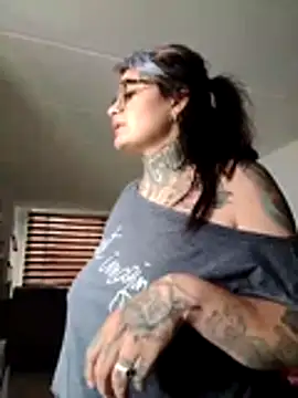 Shadow_Secret live sex cam