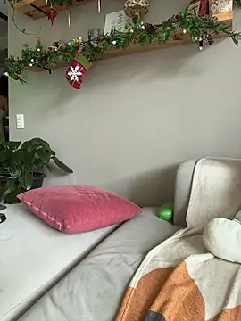 SugarTroubl33 live sex cam