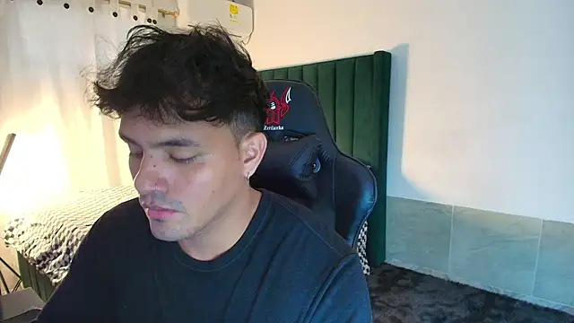 man_dur07 live sex cam