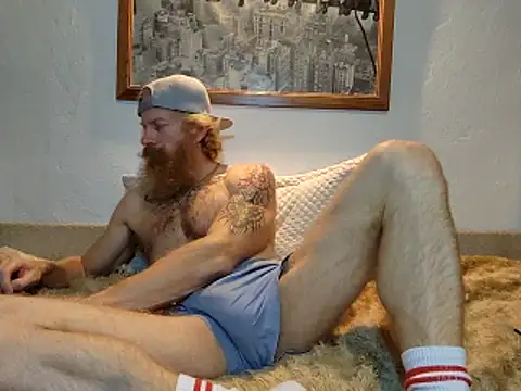 Gingerbeard40 live sex cam