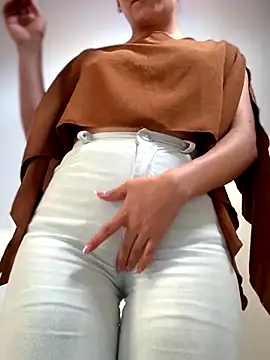 Talia_Bonet live sex cam