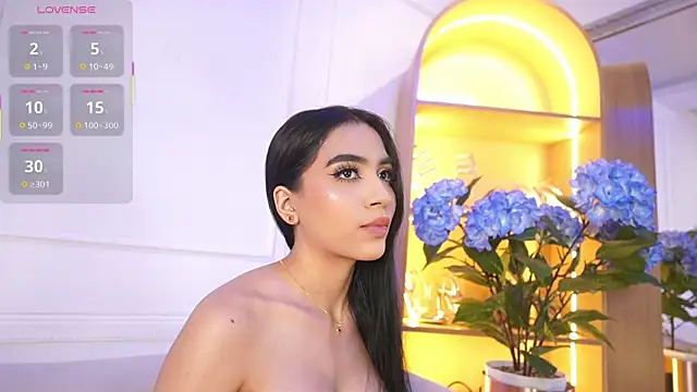 elasummer live sex cam