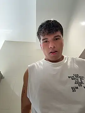 Logan_smith1 live sex cam