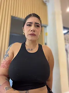 clarachanelricek live sex cam