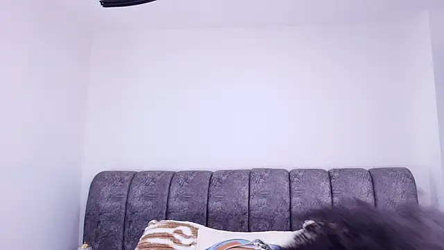 naia_blessed live sex cam