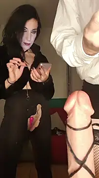 freyamoret live sex cam